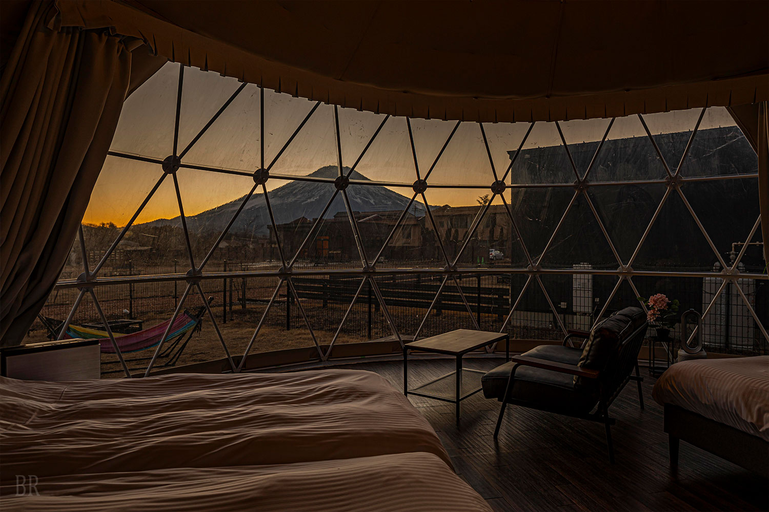 Seven Units: Three Types of Dome Tents and a Luxury Cottage